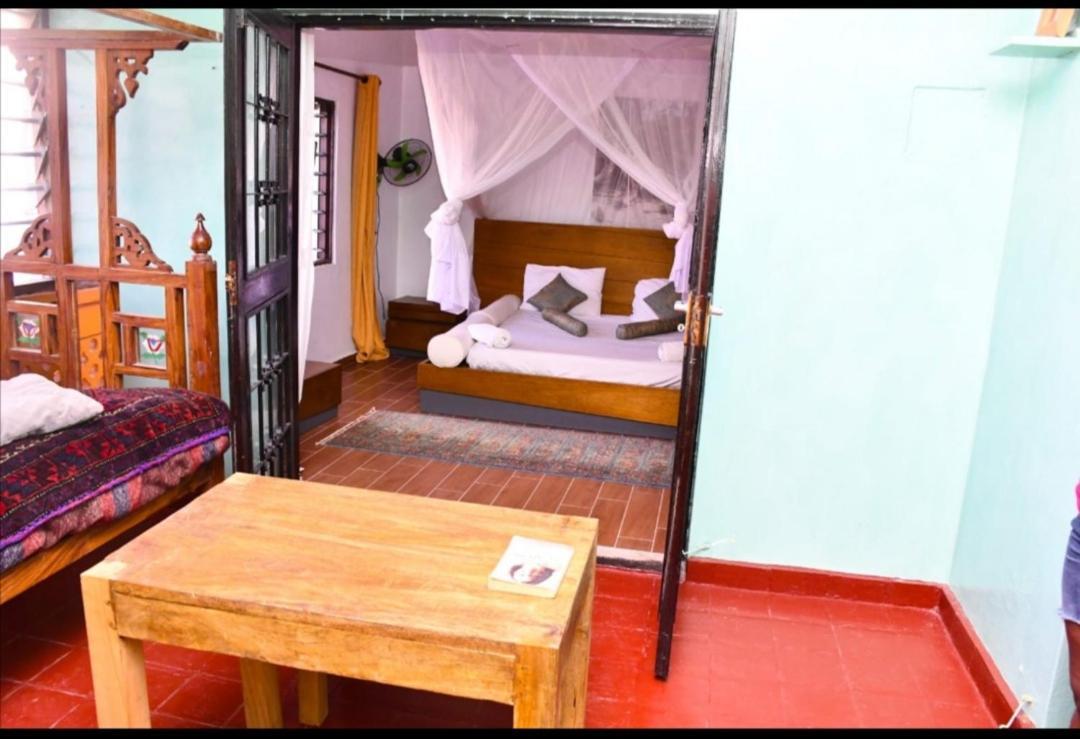 Mavericks Convenient Cozy Loft In Diani'S Cbd Ukunda Eksteriør bilde