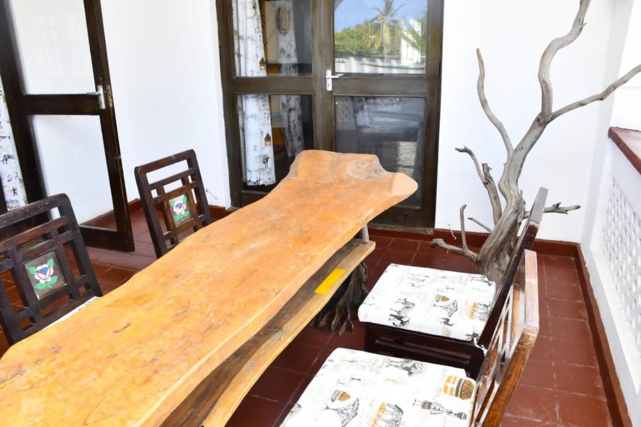 Mavericks Convenient Cozy Loft In Diani'S Cbd Ukunda Eksteriør bilde