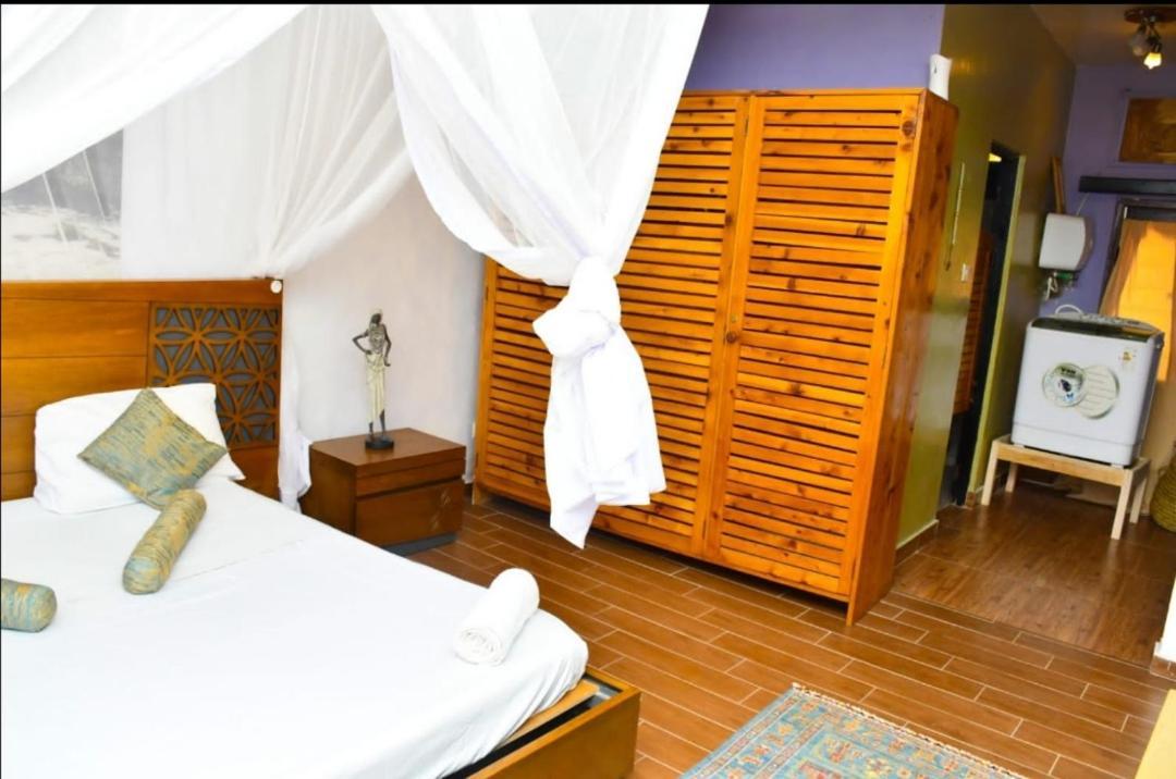 Mavericks Convenient Cozy Loft In Diani'S Cbd Ukunda Eksteriør bilde