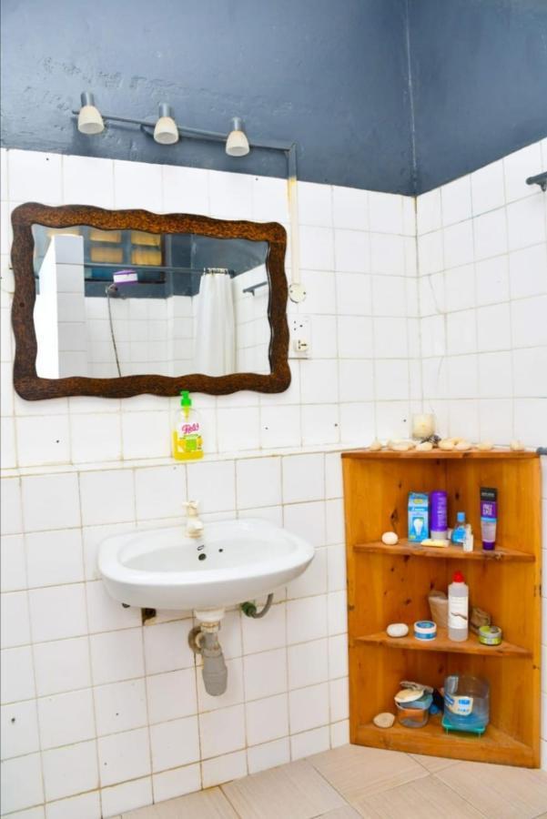 Mavericks Convenient Cozy Loft In Diani'S Cbd Ukunda Eksteriør bilde